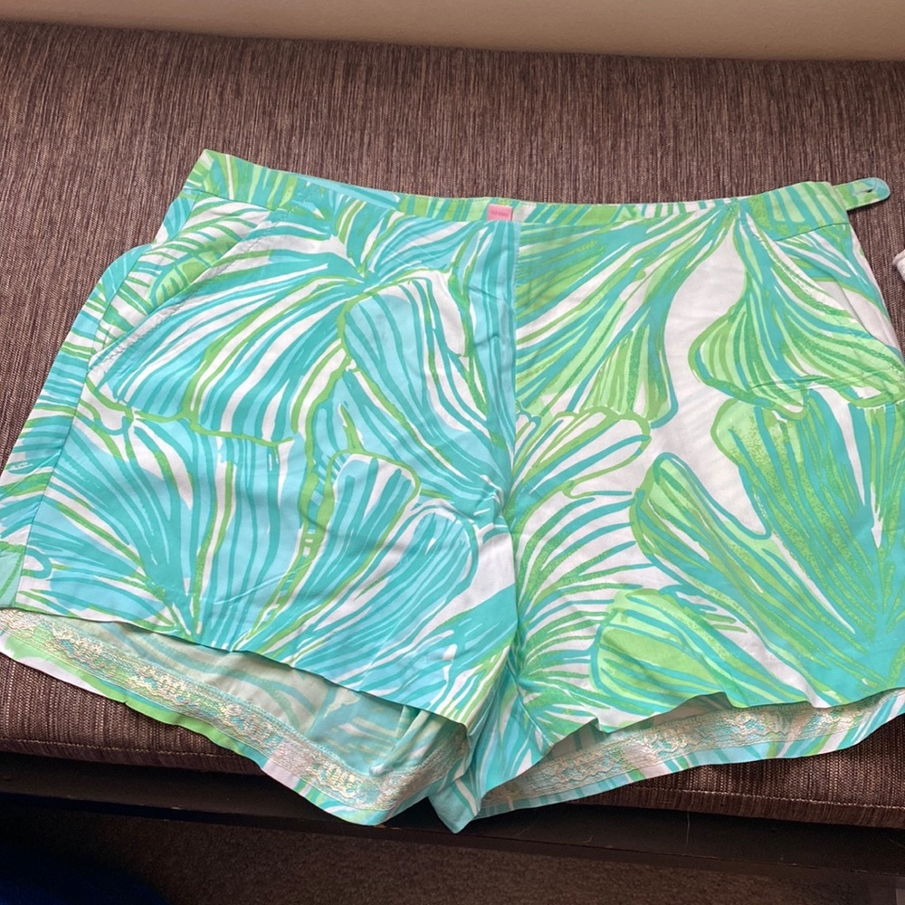 Lilly Pulitzer Rayon Shorts size 4